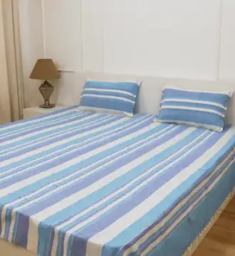 Classic-Lines-Blue-White-Bedsheet