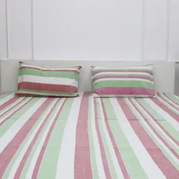 Classic-Lines-Green-Pink-Bedsheet-Main-Image