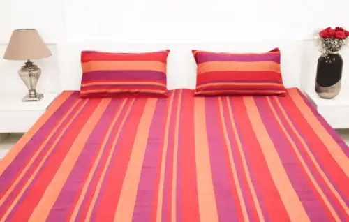 Classic-Lines-Red-Purple-Bedsheet-Main-Image